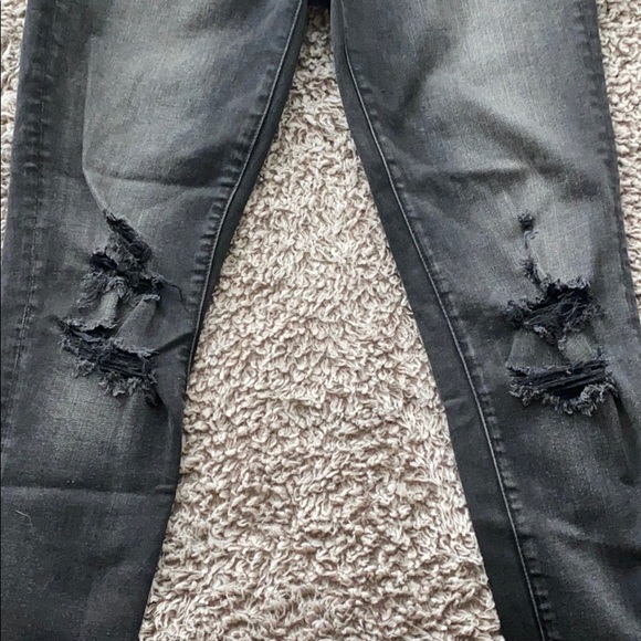 AE Super Stretch Black Distressed Jeggings - Picture 3 of 6